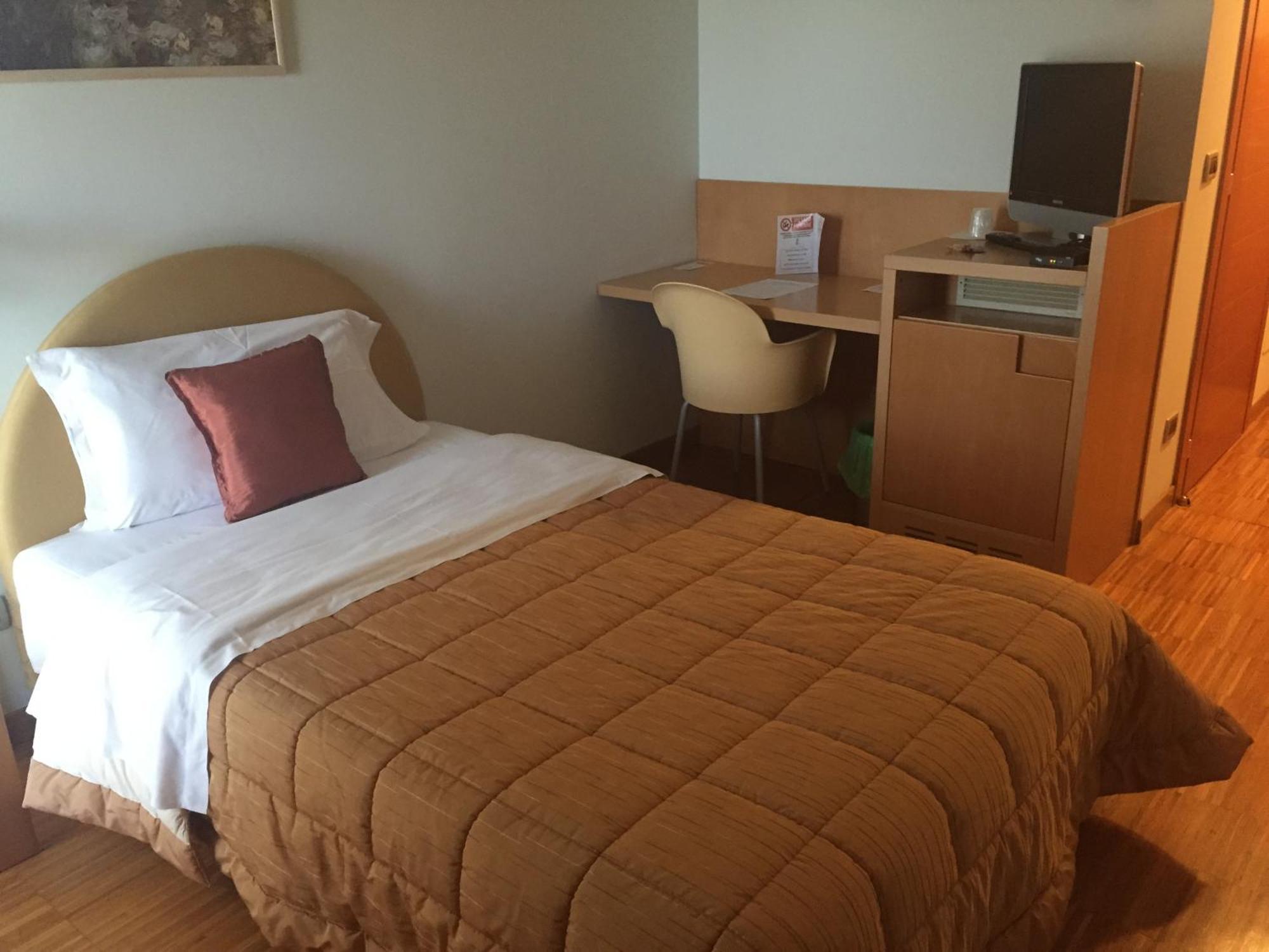 Grand Hotel Garden Barile Chambre photo