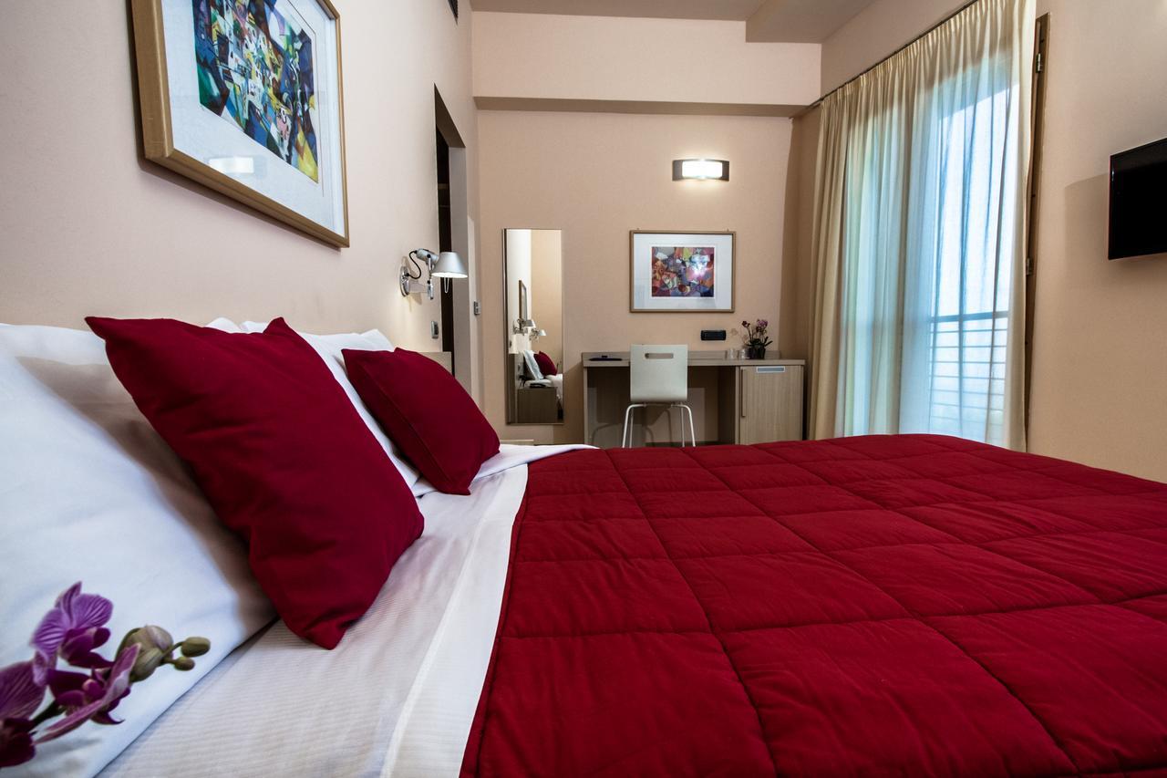Grand Hotel Garden Barile Chambre photo